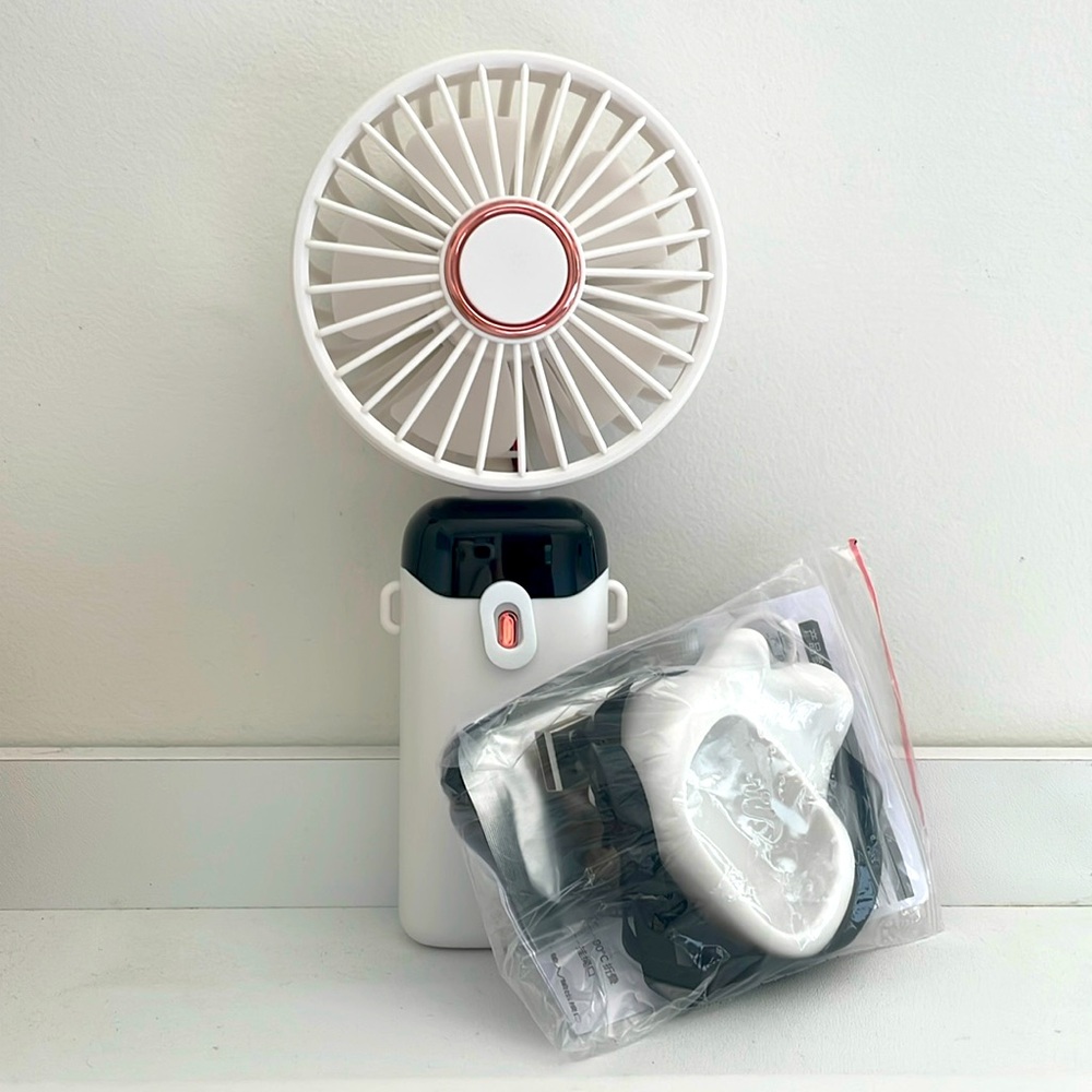 NIB Hand or desk fan 8” foldable rechargeable USB LED display power screen WHITE